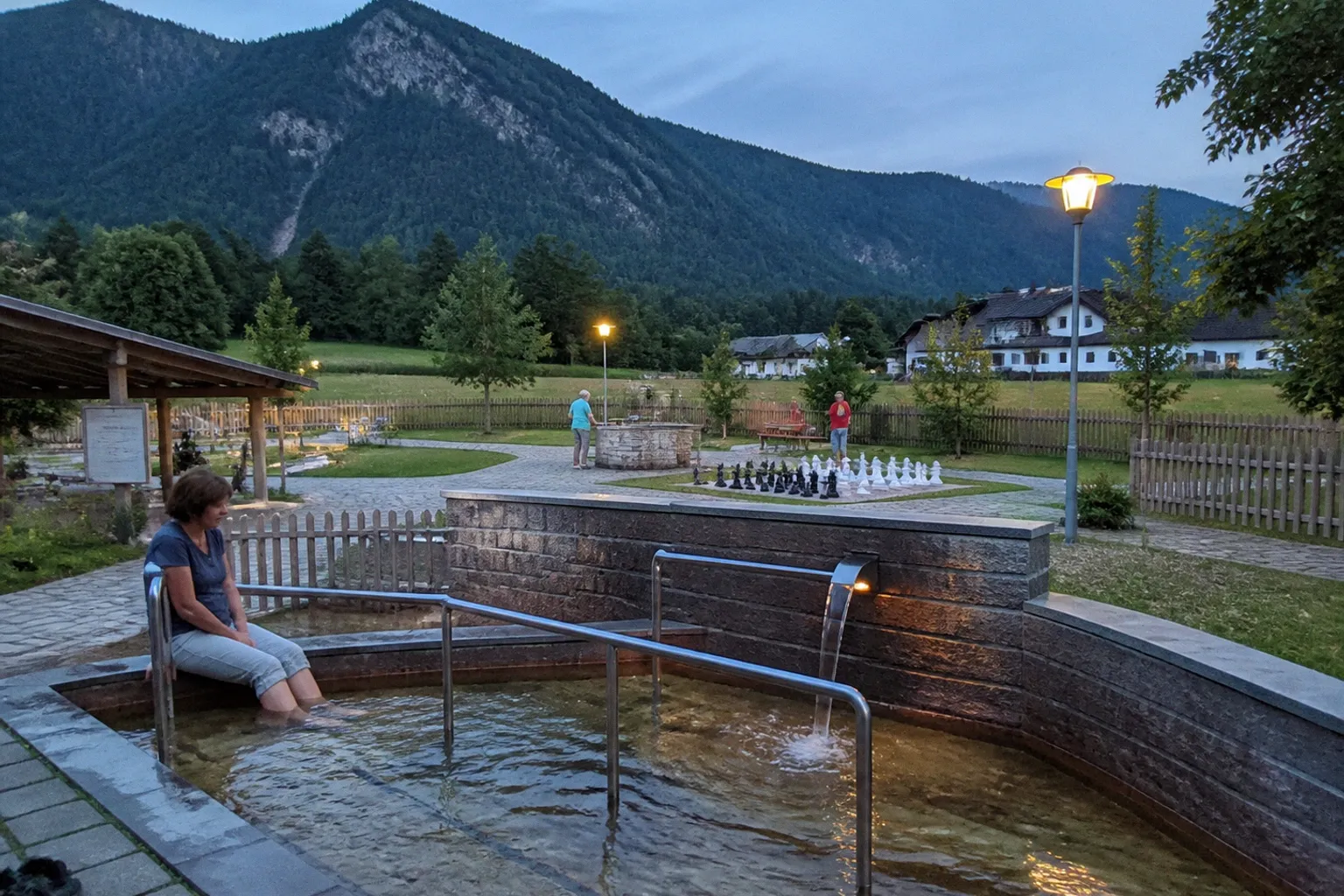 Kneippen in Brannenburg: Schnelle Frische für müde Beine